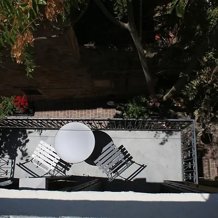 Fagotto Art Residences Guest house